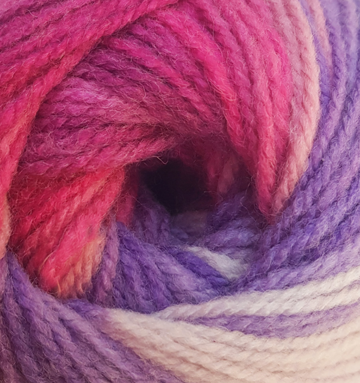 Aurora Double Knitting James C Brett 100g Ball 20% Wool 80% Acrylic Approximately 345 meters/ 377 Yards