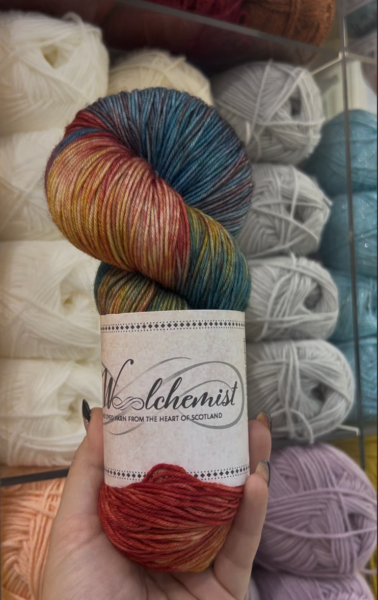 The Woolchemist Hand-Dyed Sock Yarn – 4ply