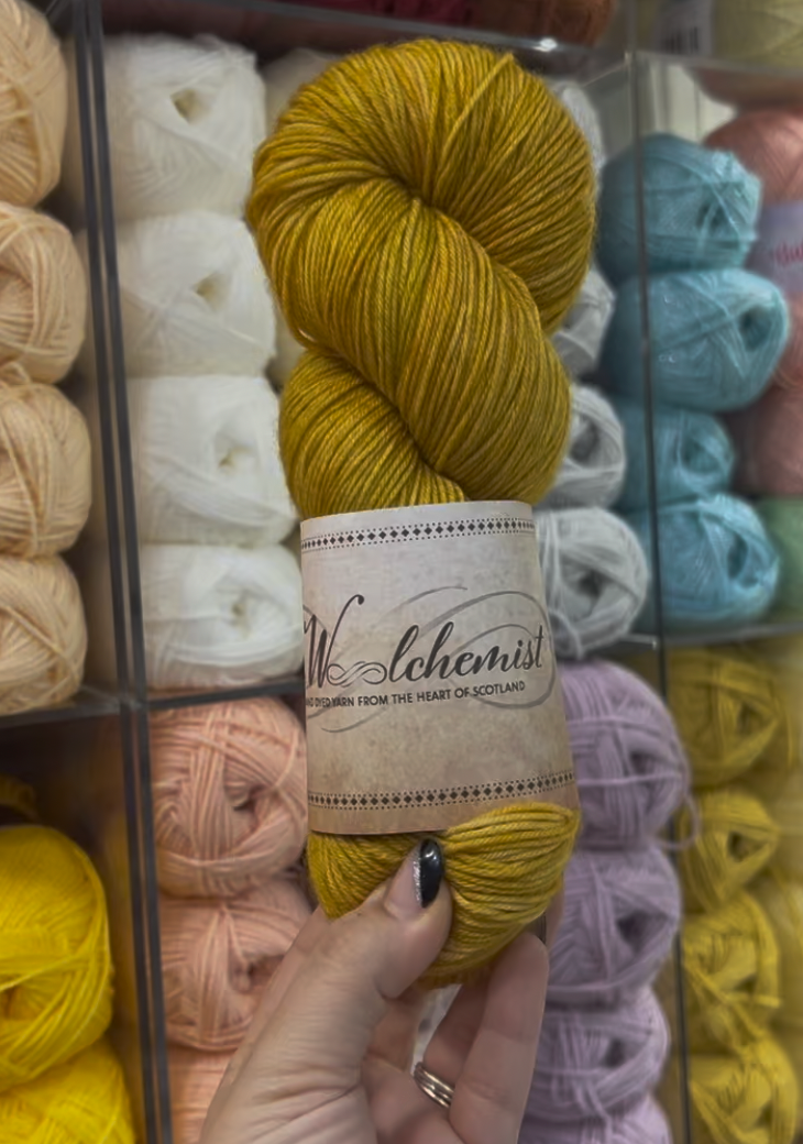 The Woolchemist Hand-Dyed Sock Yarn – 4ply