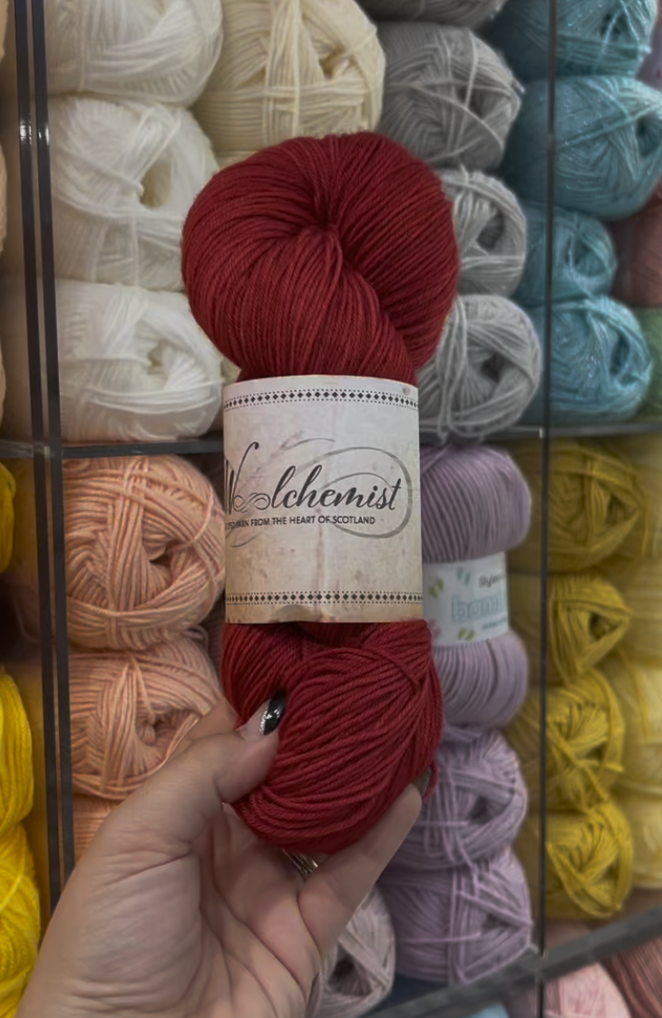 The Woolchemist Hand-Dyed Sock Yarn – 4ply