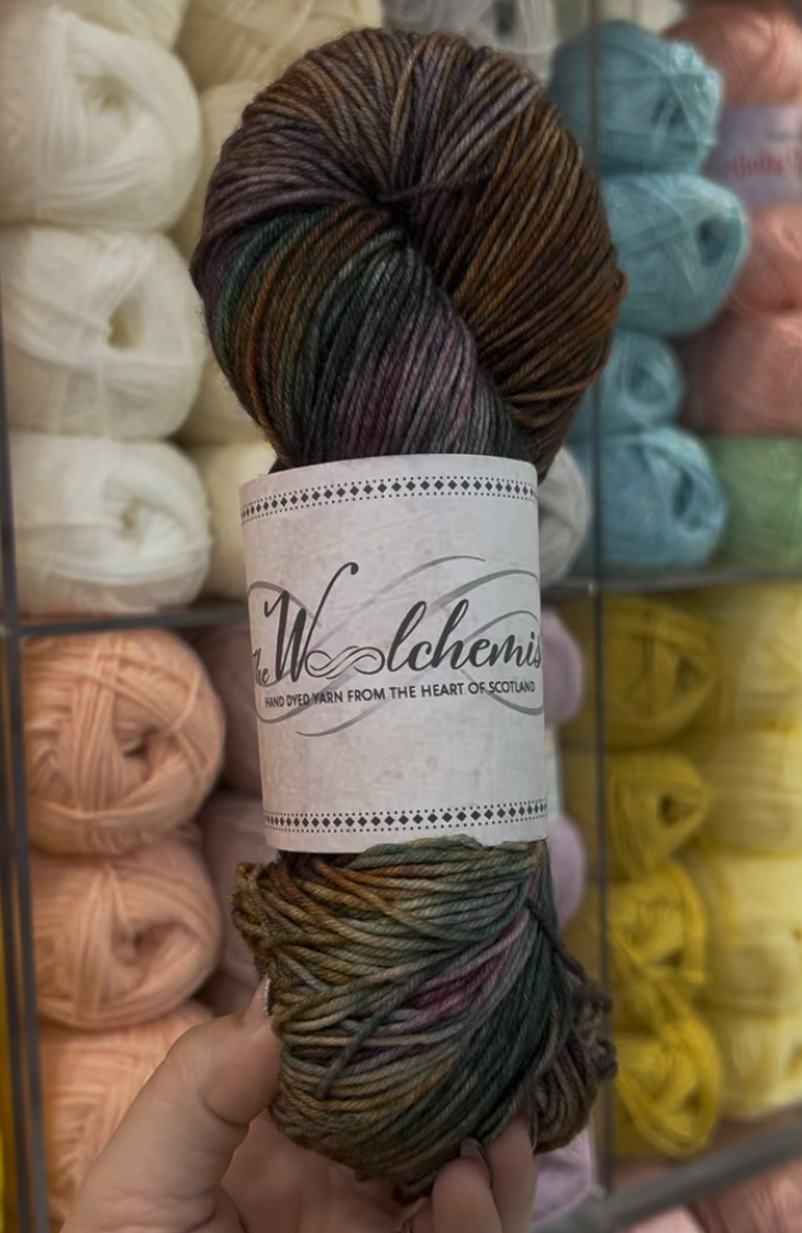 The Woolchemist Hand-Dyed Sock Yarn – 4ply