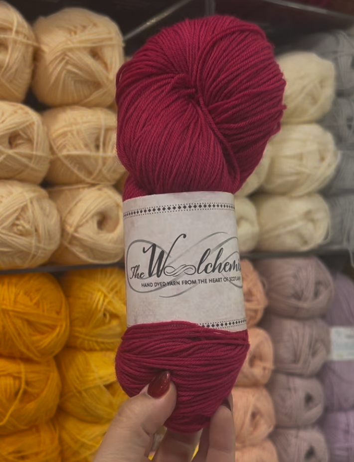 The Woolchemist Hand-Dyed Sock Yarn – 4ply