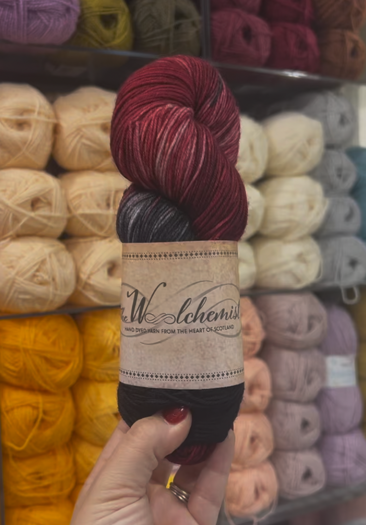 The Woolchemist Hand-Dyed Sock Yarn – 4ply