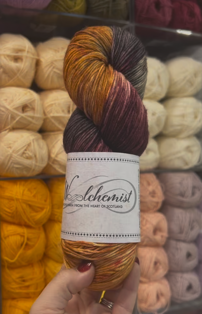 The Woolchemist Hand-Dyed Sock Yarn – 4ply