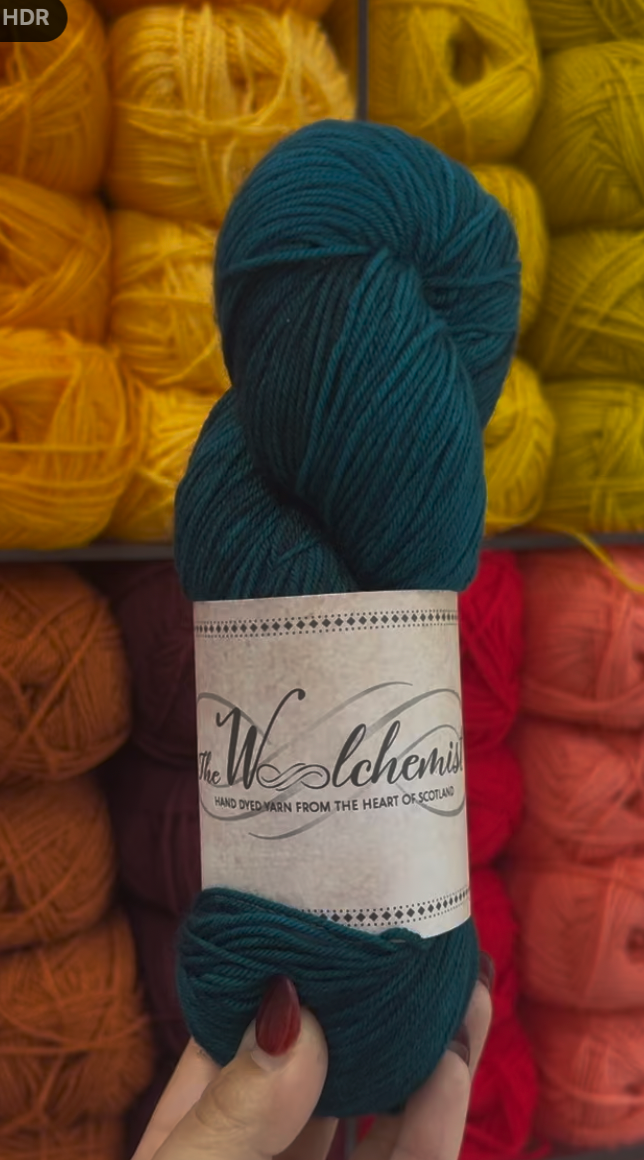 The Woolchemist Hand-Dyed Sock Yarn – 4ply