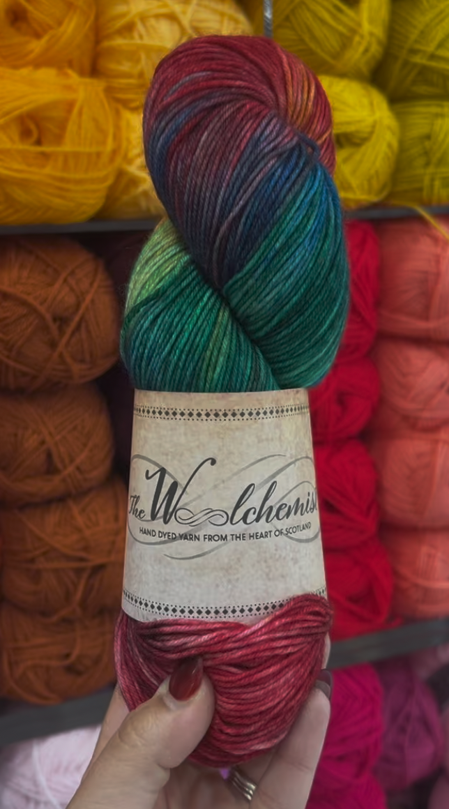 The Woolchemist Hand-Dyed Sock Yarn – 4ply