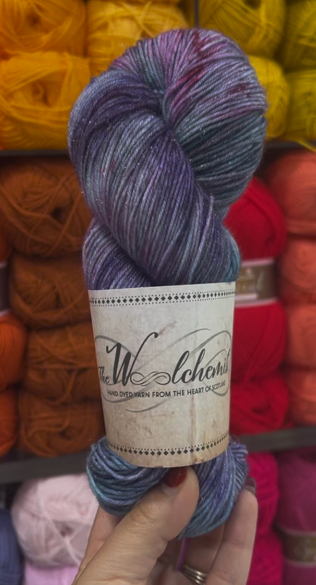 The Woolchemist Hand-Dyed Sparkle Sock Yarn – 4ply