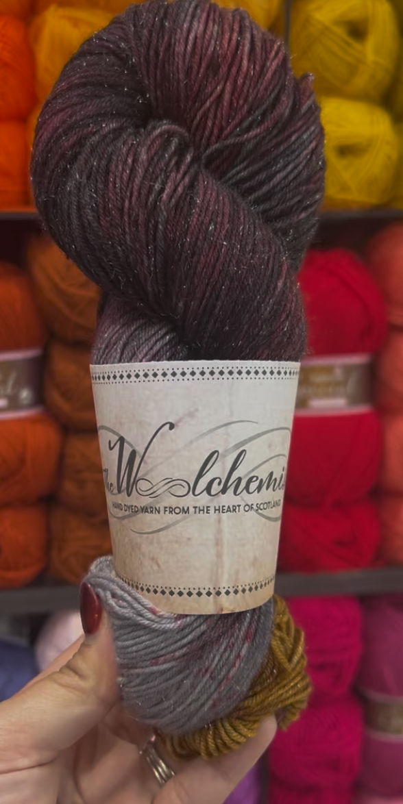 The Woolchemist Hand-Dyed Sparkle Sock Yarn – 4ply