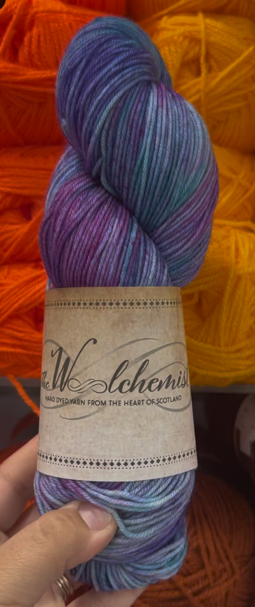 The Woolchemist Hand-Dyed Sock Yarn – 4ply