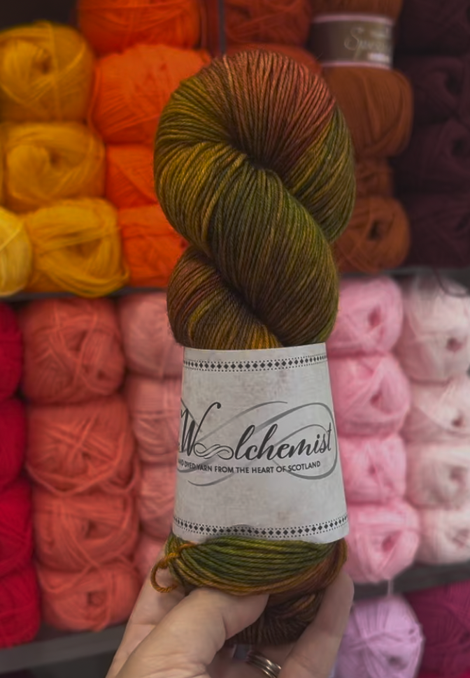 The Woolchemist Hand-Dyed Sock Yarn – 4ply