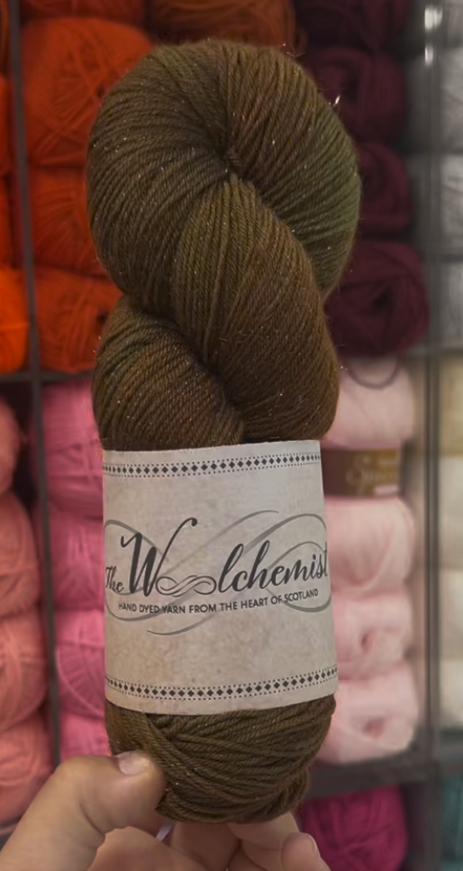 The Woolchemist Hand-Dyed Sparkle Sock Yarn – 4ply